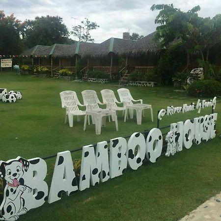 Bamboo House Resort Канчанабури Экстерьер фото