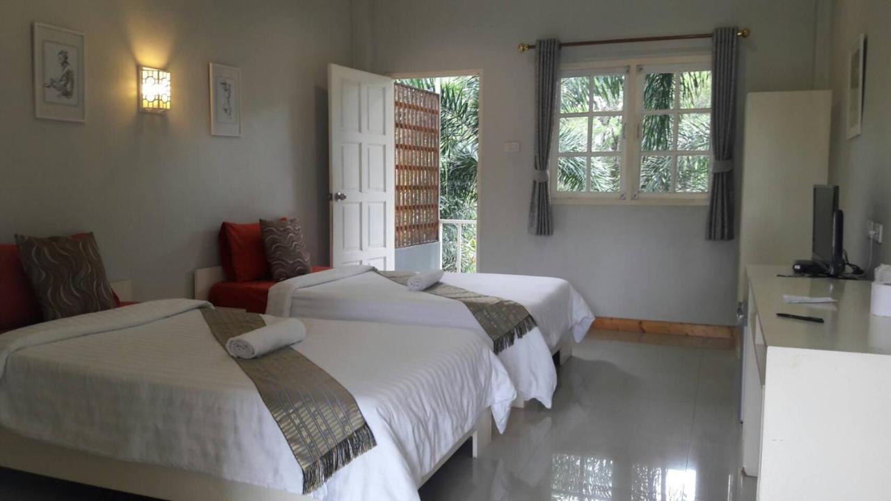 Bamboo House Resort Канчанабури Экстерьер фото